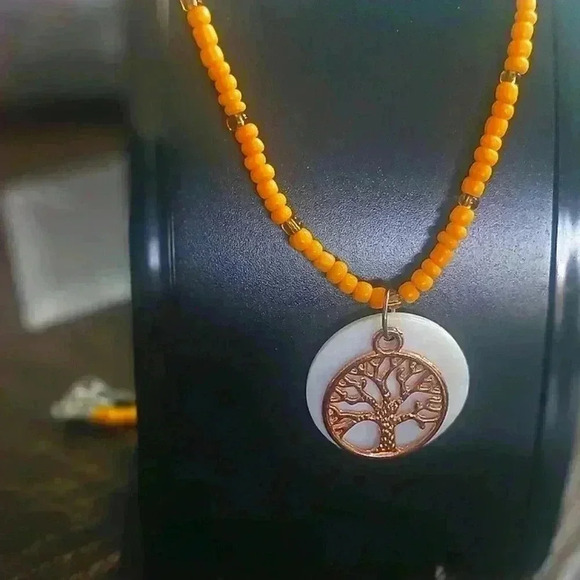Tree of life beaded necklace - Picture 7 of 8